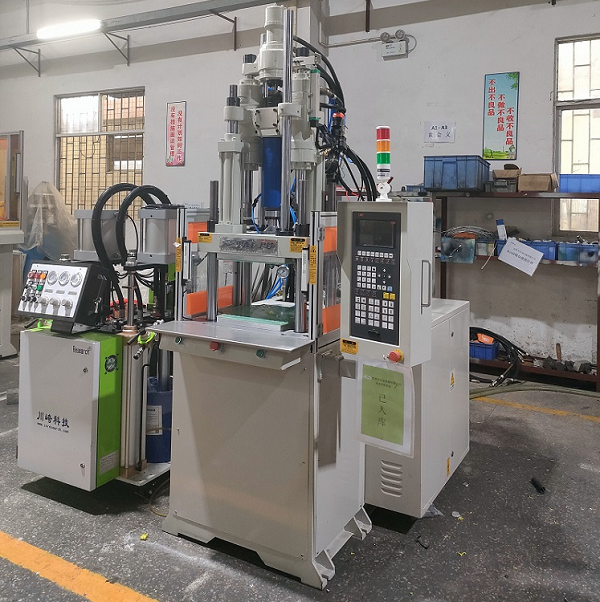 立式液態硅膠機 立式液態硅膠機